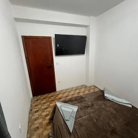 Chloe ホームステイ ヴィーゴ